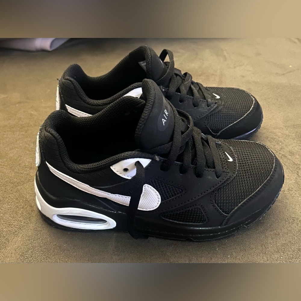 Air Max WORN ONE TIME…